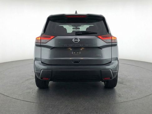 Used 2025 Nissan Rogue SV image 7