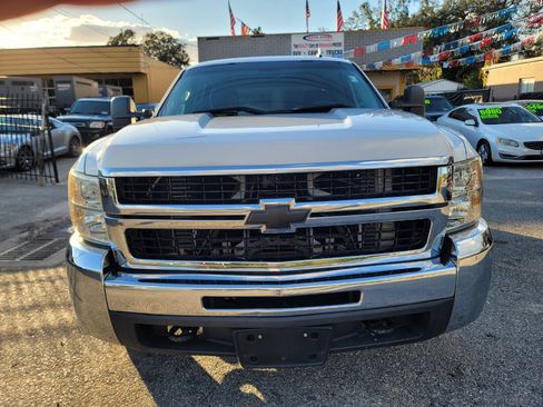 Used 2010 Chevrolet Silverado 2500 LT image 2