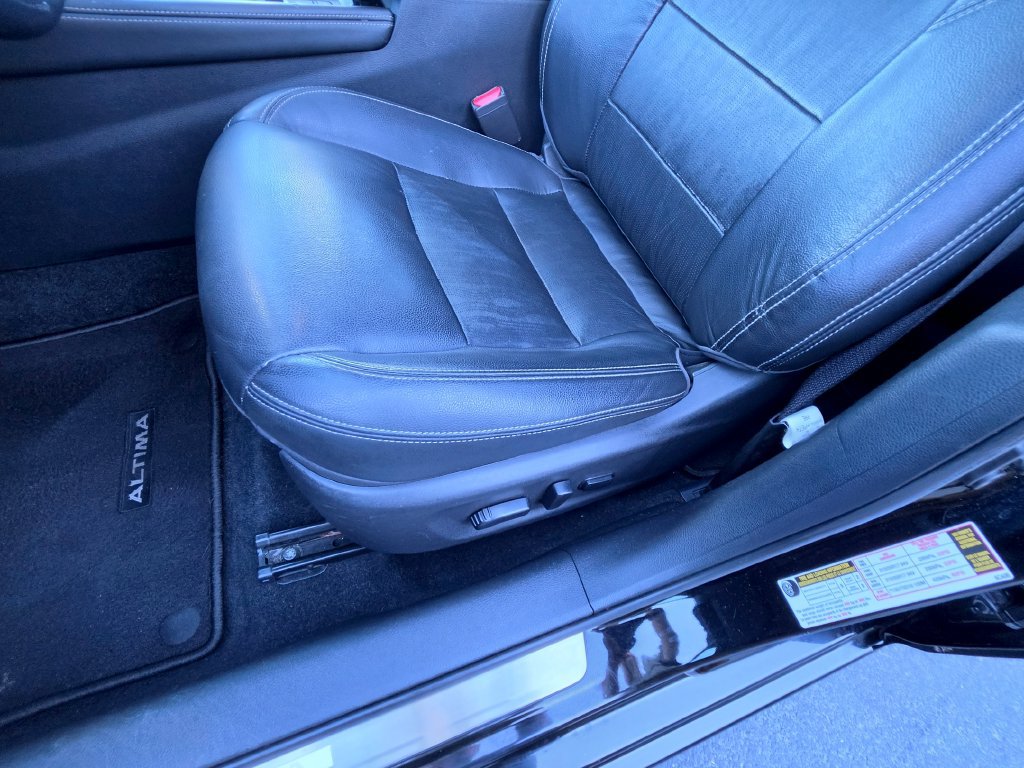 Used 2020 Nissan Altima 2.5 SL FWD image 12