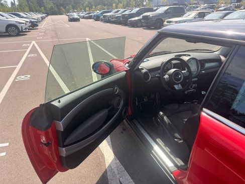 Used 2009 MINI Cooper S FWD image 17
