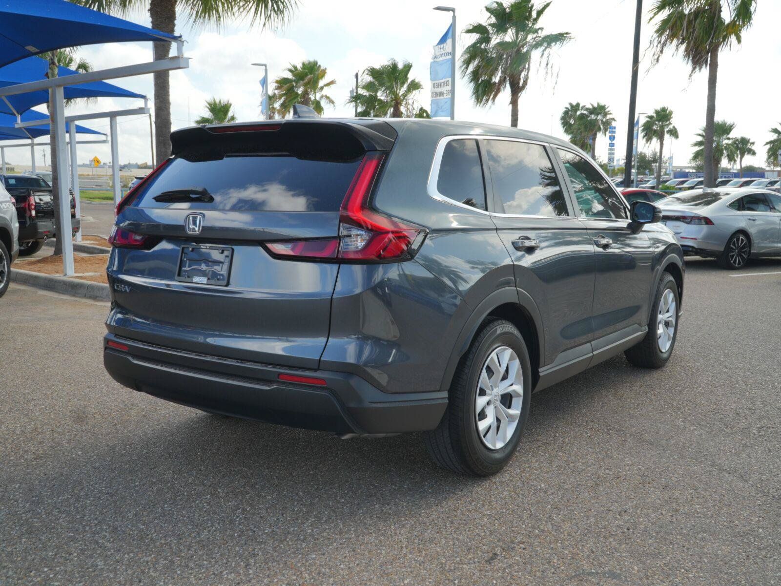 Used 2025 Honda CR-V LX image 9