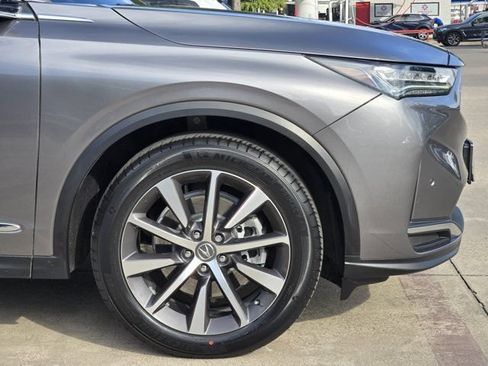 Certified 2025 Acura MDX FWD w/ Technology Package image 10