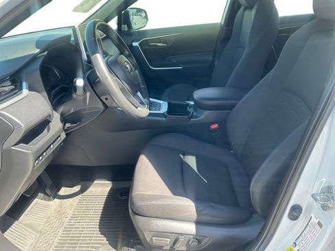 Certified 2023 Toyota RAV4 SE w/ Convenience Package AWD/4WD image 10