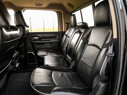 Used 2022 RAM 3500 Laramie AWD/4WD image 47