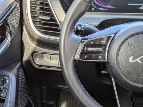 Certified 2025 Kia Seltos S image 25