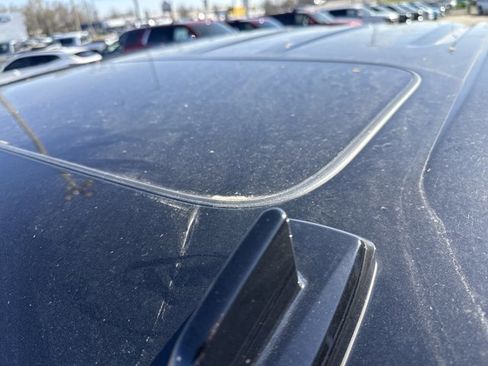 Used 2022 Chevrolet Silverado 1500 High Country w/ Technology Package image 14