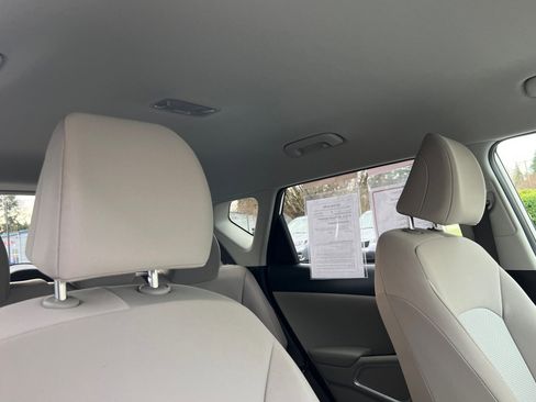 Used 2023 Kia Soul LX image 17