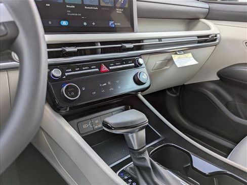 New 2026 Hyundai Tucson SEL image 19