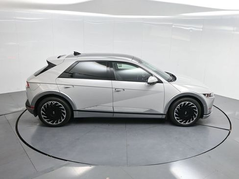 Used 2024 Hyundai Ioniq 5 Limited image 76