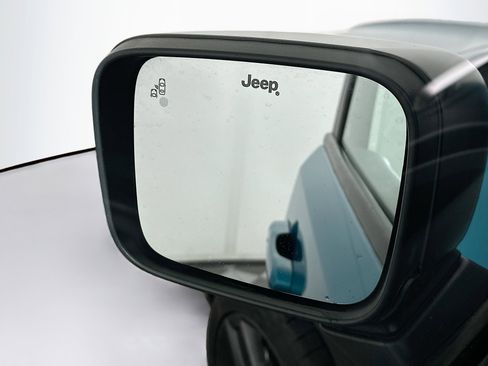 Used 2021 Jeep Renegade Latitude image 16