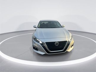 Used 2019 Nissan Altima 2.5 SL video 3