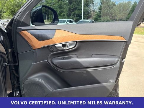 Certified 2023 Volvo XC90 T8 Plus w/ Protection Package Premier AWD/4WD image 12