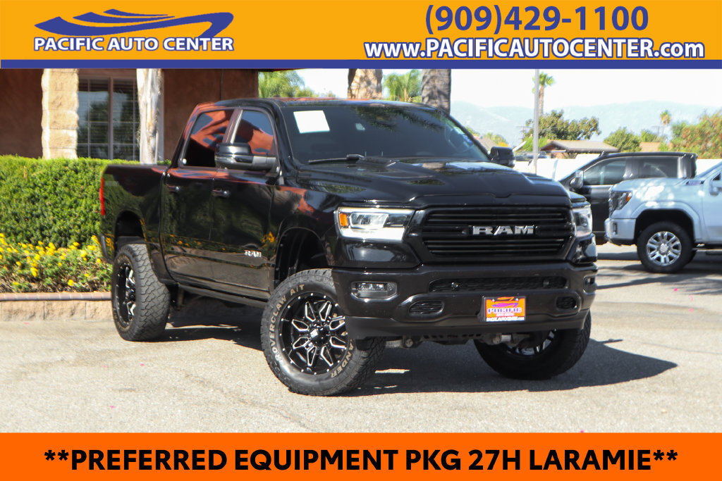 Used 2023 RAM 1500 Laramie AWD/4WD image 1