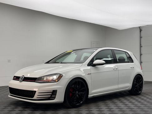 Used 2016 Volkswagen GTI Autobahn FWD image 2