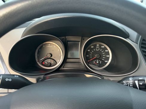 Used 2016 Hyundai Santa Fe Sport FWD image 34