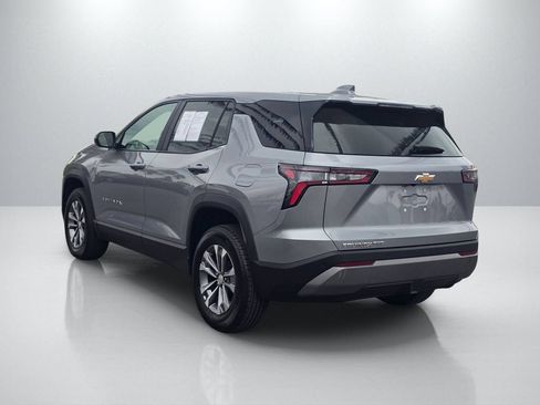 Used 2025 Chevrolet Equinox LT AWD/4WD image 7