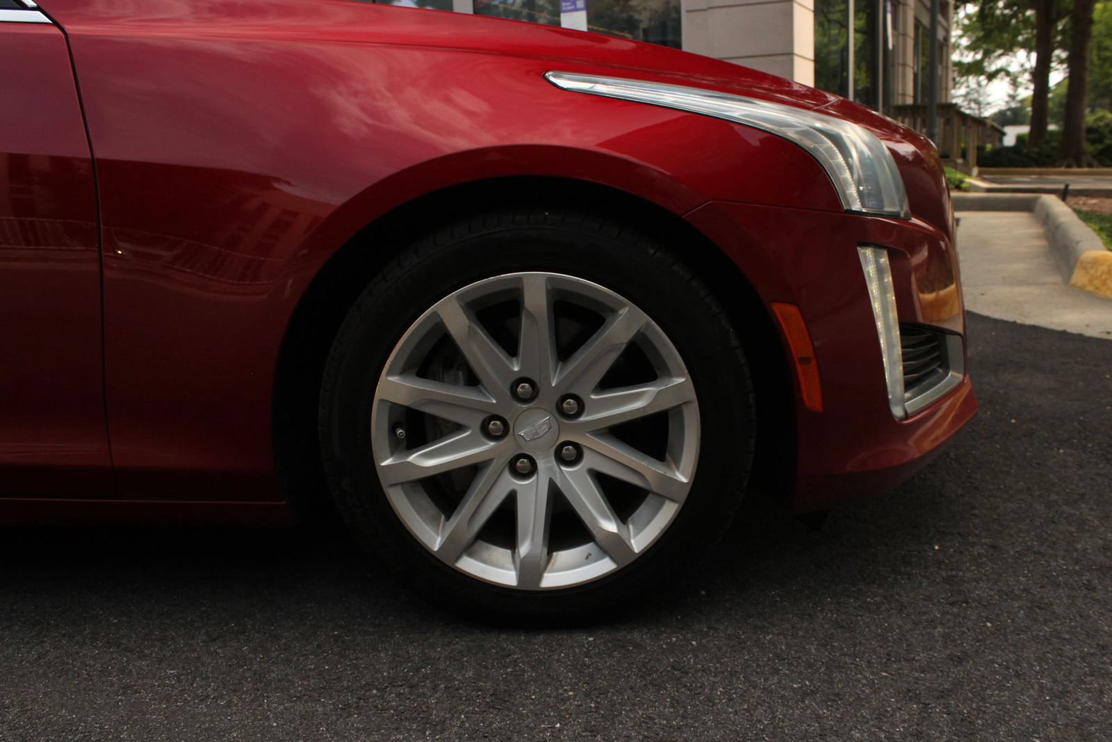 Used 2015 Cadillac CTS Luxury RWD image 4