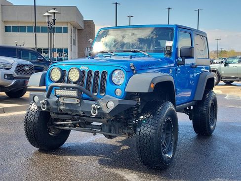 Used 2016 Jeep Wrangler Rubicon w/ Trailer Tow Group AWD/4WD image 8
