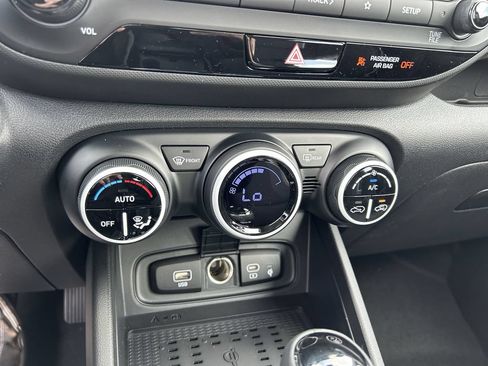 New 2026 Hyundai Venue SEL FWD image 24