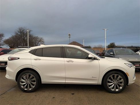 New 2026 Buick Envista Avenir image 3