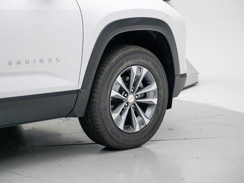 New 2026 Chevrolet Equinox LT w/ Convenience Package II image 8