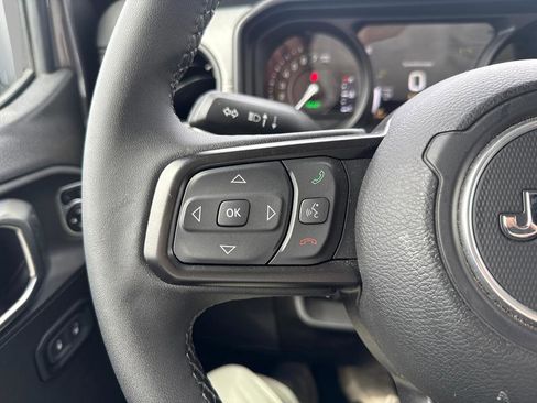 Used 2025 Jeep Wrangler Unlimited Sport S 4xe AWD/4WD image 15