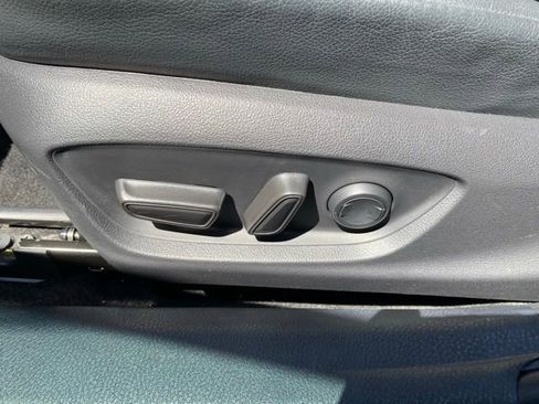 Certified 2022 Toyota Camry SE w/ Cold Weather Package FWD image 14