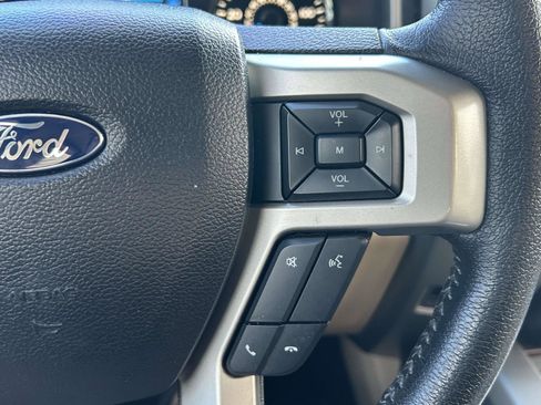 Used 2015 Ford F150 Lariat w/ Equipment Group 502A Luxury image 21