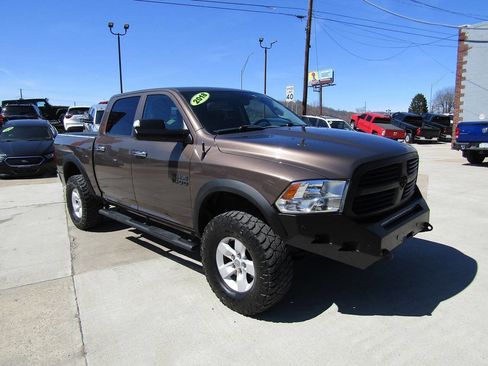 Used 2018 RAM 1500 Big Horn image 2
