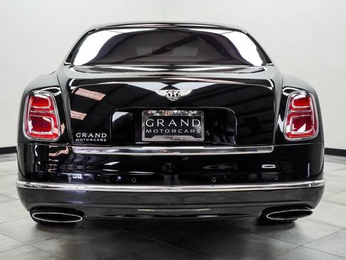 Used 2018 Bentley Mulsanne RWD image 9
