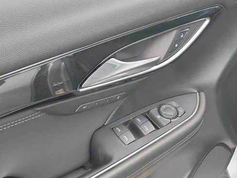 Used 2024 Buick Envision Preferred AWD/4WD image 18