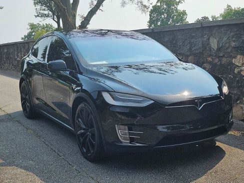 Used 2021 Tesla Model X Long Range AWD/4WD image 12
