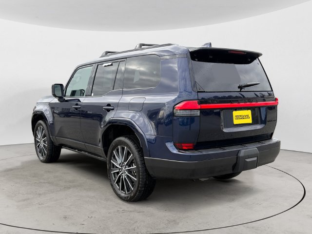 Certified 2025 Lexus GX 550 w/ Accessory Package (2T) AWD/4WD image 7