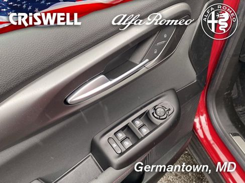 New 2024 Alfa Romeo Tonale Veloce w/ Active Assist Package image 16