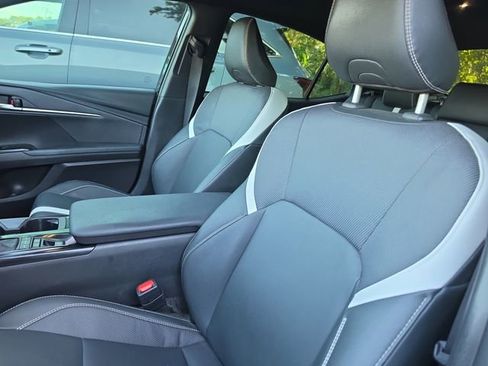 Used 2026 Toyota Camry Hybrid w/ Multimedia Upgrade Package FWD image 4