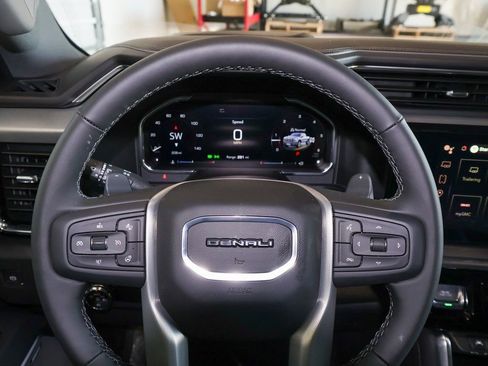 New 2026 GMC Sierra 1500 Denali w/ Denali Reserve Package image 17