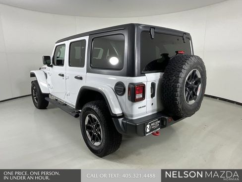 Used 2018 Jeep Wrangler Unlimited Rubicon w/ Dual Top Group image 6