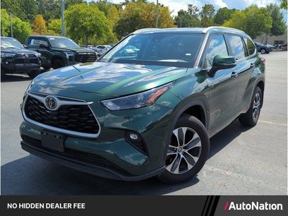 Used 2025 Toyota Highlander XLE