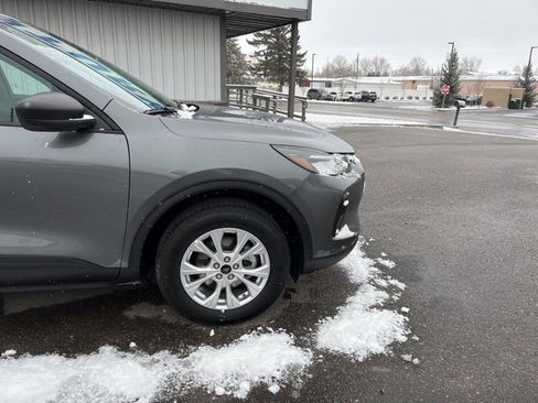 Used 2025 Ford Escape Active image 13