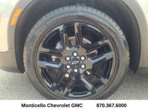 Used 2023 Chevrolet Blazer LT w/ Convenience Package FWD image 10