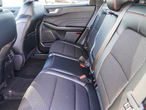 Used 2025 Ford Escape ST-Line w/ Equipment Group 301A image 20