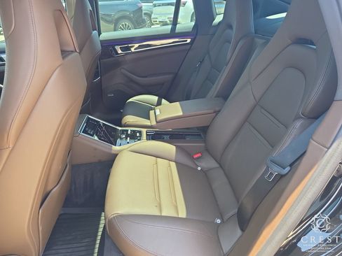 Used 2018 Porsche Panamera 4S AWD/4WD image 25