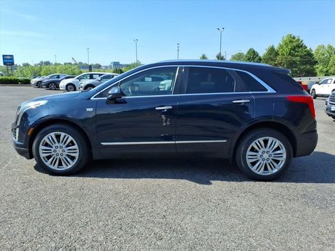 Used 2017 Cadillac XT5 Premium Luxury w/ Driver Assist Package AWD/4WD image 7
