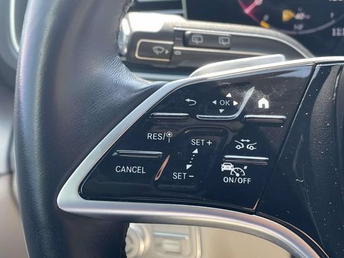 Used 2025 Mercedes-Benz GLE 350 4MATIC image 24