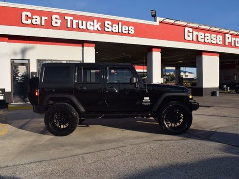 Used 2016 Jeep Wrangler Unlimited Sport w/ Quick Order Package 24S image 3
