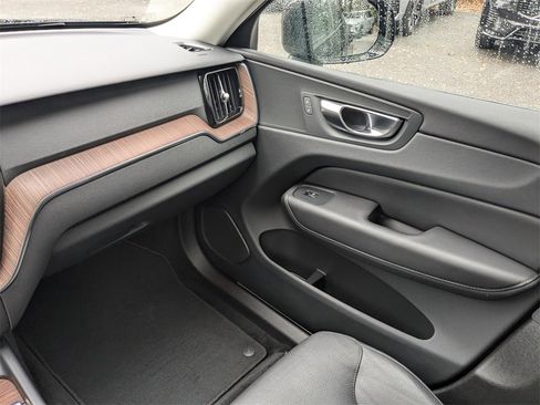 Used 2023 Volvo XC60 B5 Plus w/ Protection Package image 18