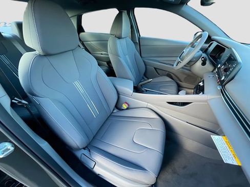 New 2026 Hyundai Elantra Sport FWD image 25
