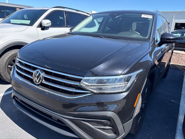 Used 2023 Volkswagen Tiguan SE FWD image 17