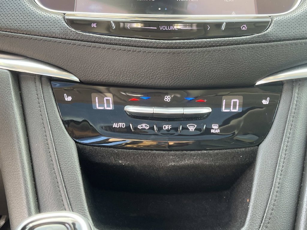 Used 2017 Cadillac XT5 Luxury w/ Driver Awareness Package FWD image 35