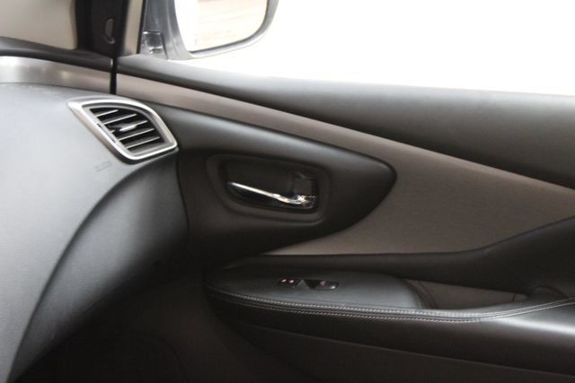 Used 2021 Nissan Murano S FWD image 9